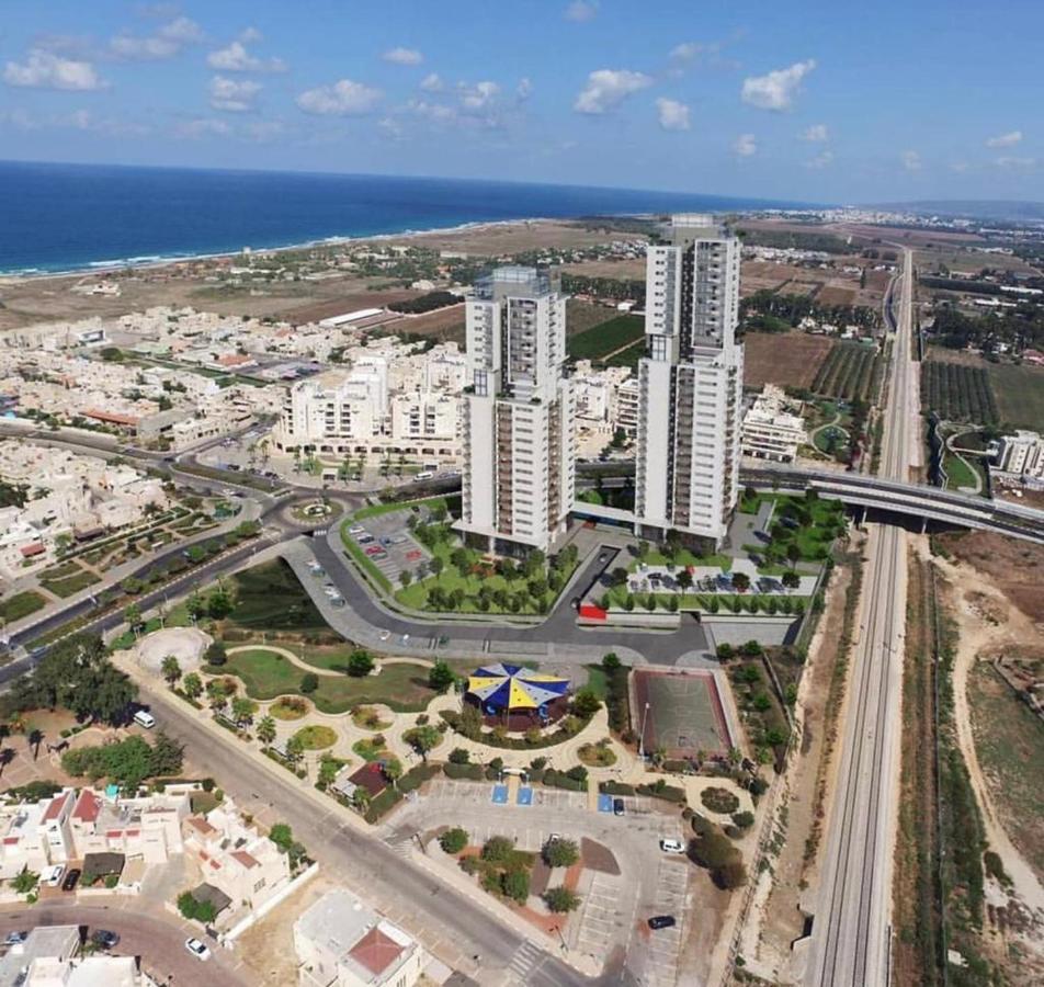 Luxury House Akko Apartment Luaran gambar